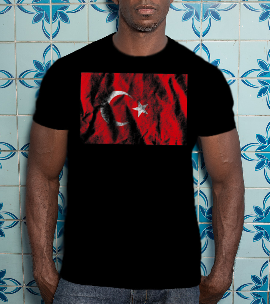 Turkey Flag Distressed Look Pocket T-Shirt