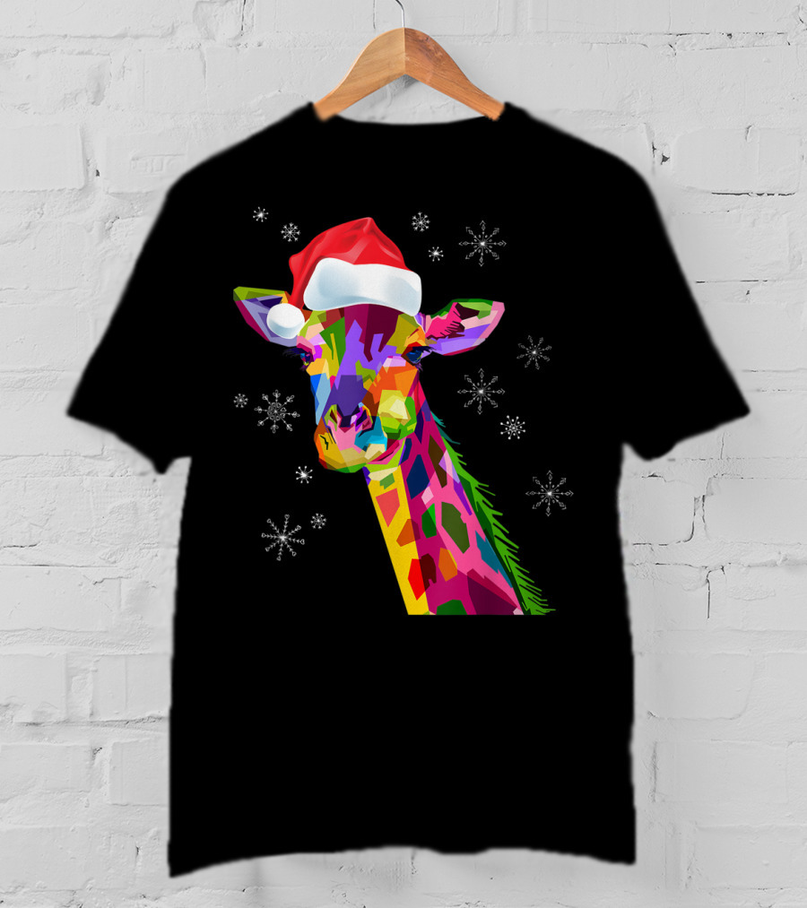 Giraffe Christmas Santa Hat Colorful Snowflakes T-Shirt