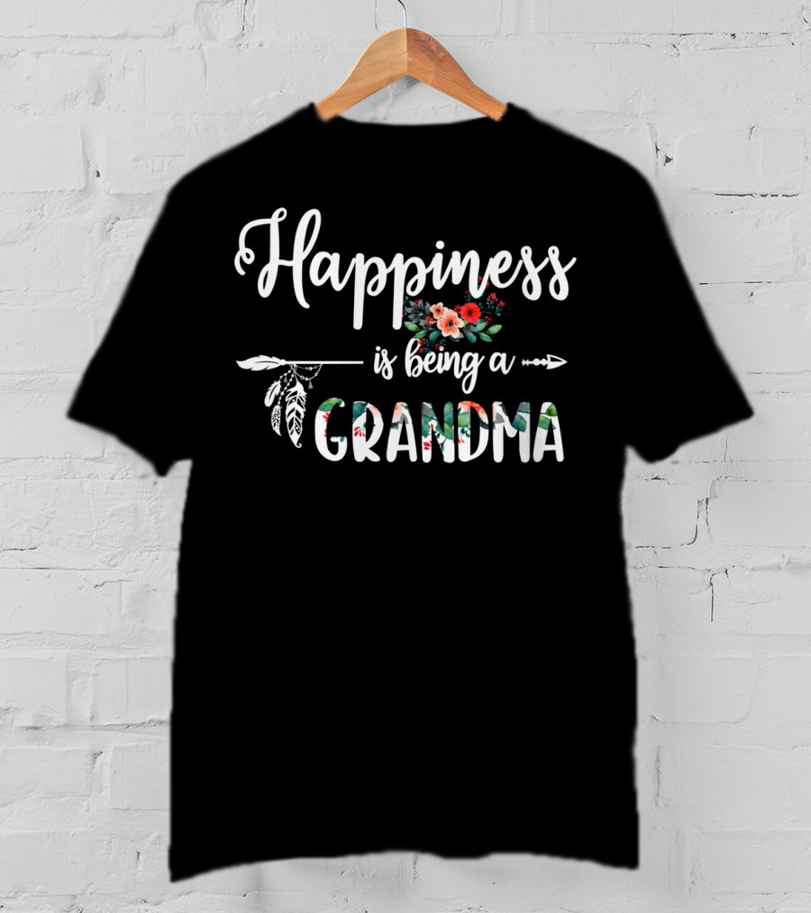 Happiness Is Being A Grandma Floral Arrow Feathers T-Shirt