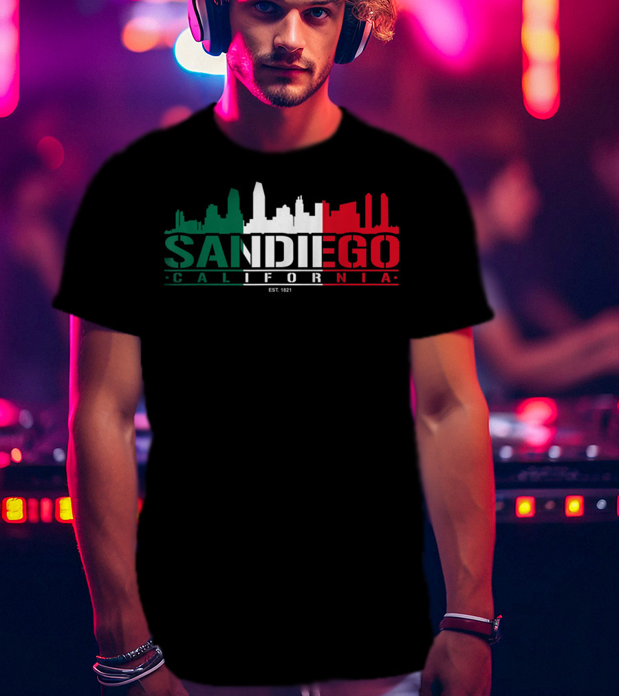 San Diego California Skyline Est. 1821 Classic Look T-Shirt