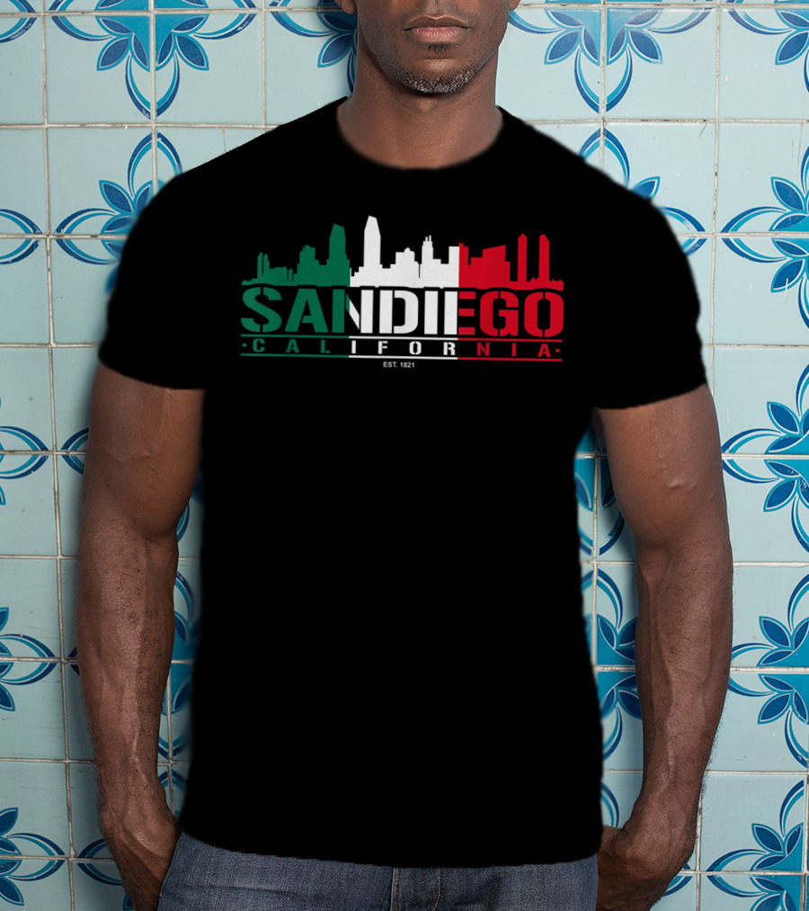 San Diego California Skyline Est. 1821 Classic Look T-Shirt