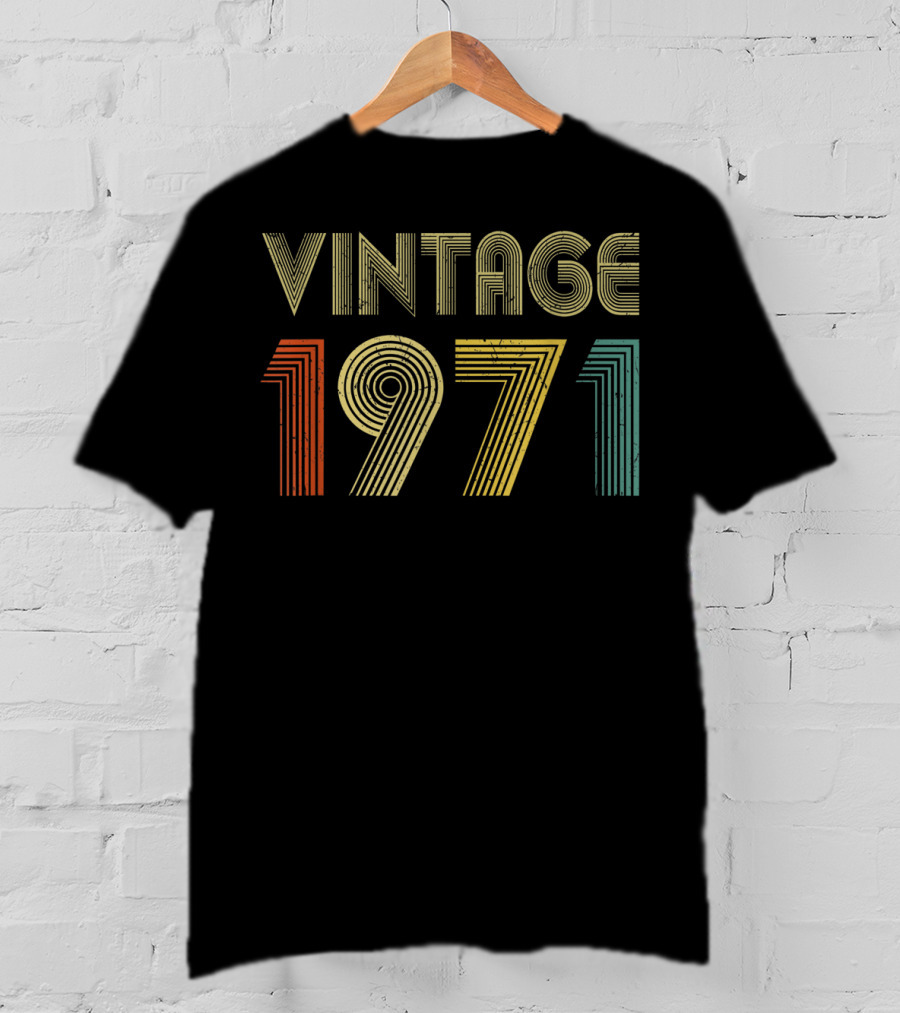 Vintage 1971 Birthday Retro Style 49th T-Shirt