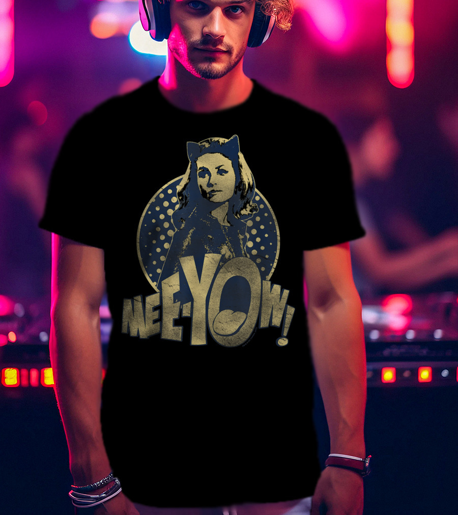 Batman Classic TV Series Catwoman Meeyow Iconic T-Shirt