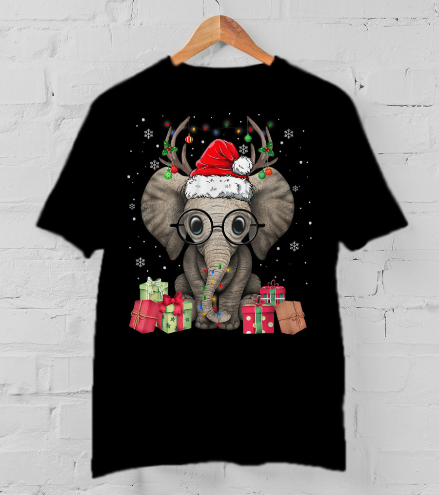 Christmas Cute Elephant Santa Reindeer With Gifts And Snowflakes T-Shirt