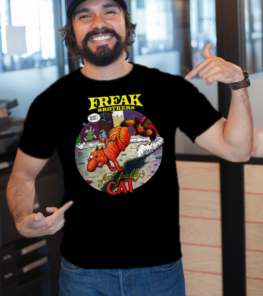 Fat Freddy's Cat Freak Brothers Scat Street Comic Scene T-Shirt