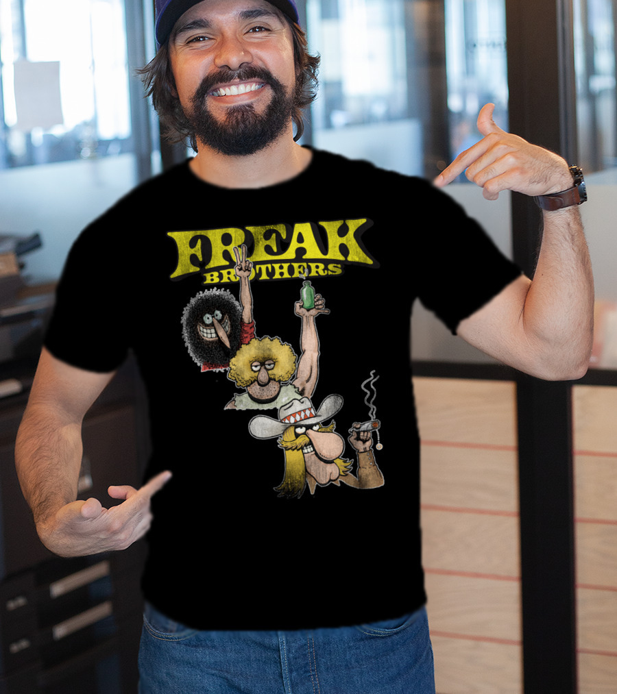Freak Brothers Three Freaks Peace Cigar And Bottle T-Shirt