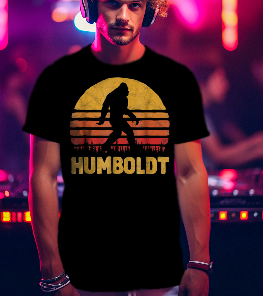 Humboldt Bigfoot Vintage Sasquatch Sunset T-Shirt