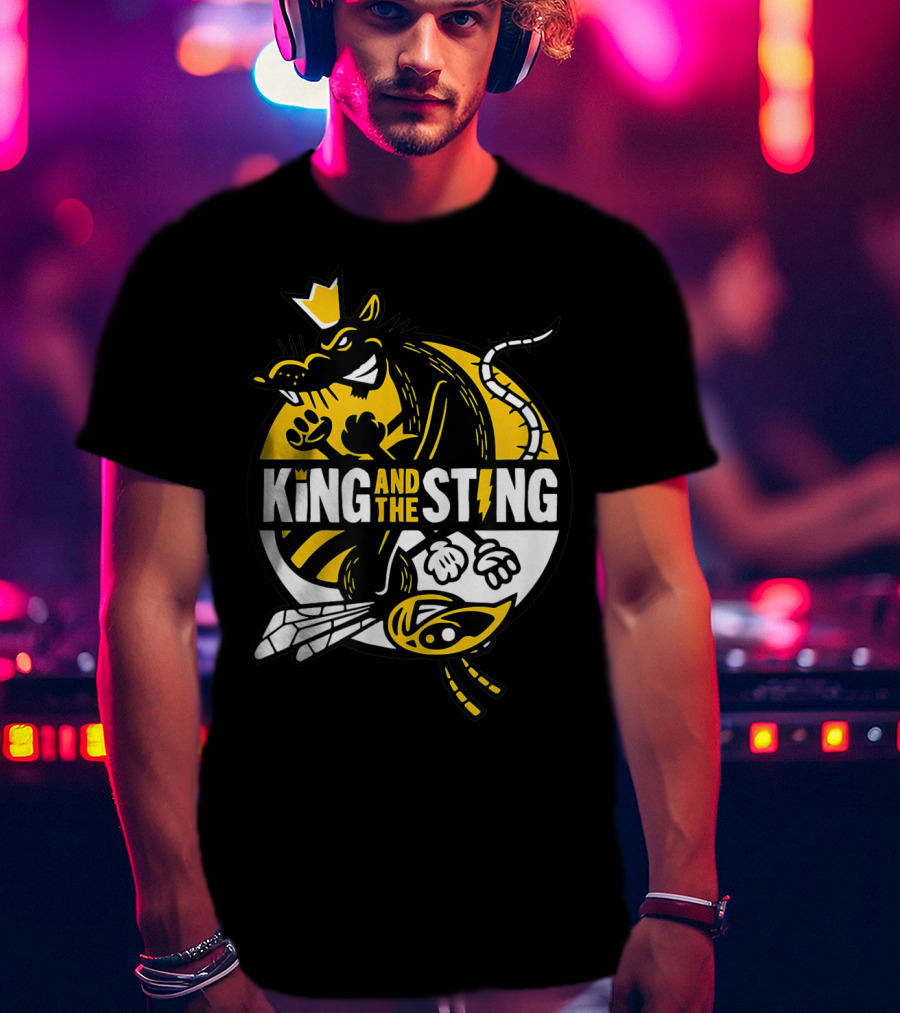 KING AND THE STING Crowned Rat And Bee Emblem T-Shirt