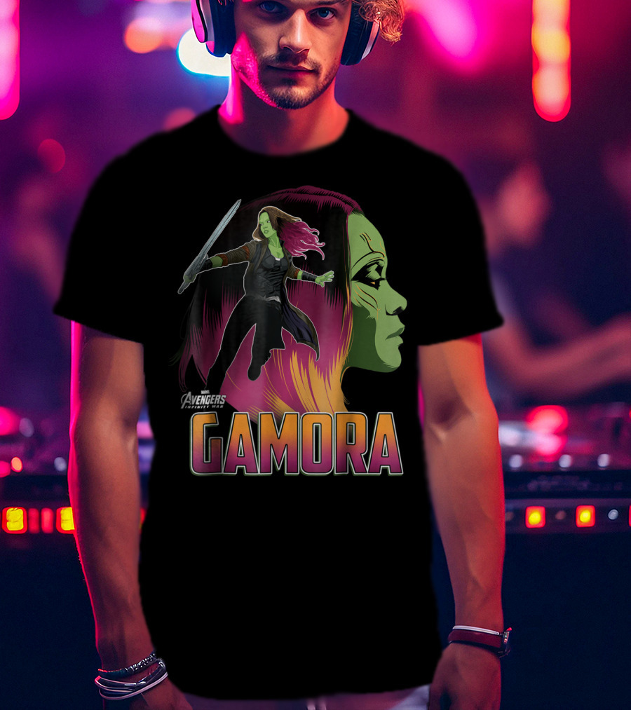 Avengers Infinity War Gamora Profile And Action Pose T-Shirt