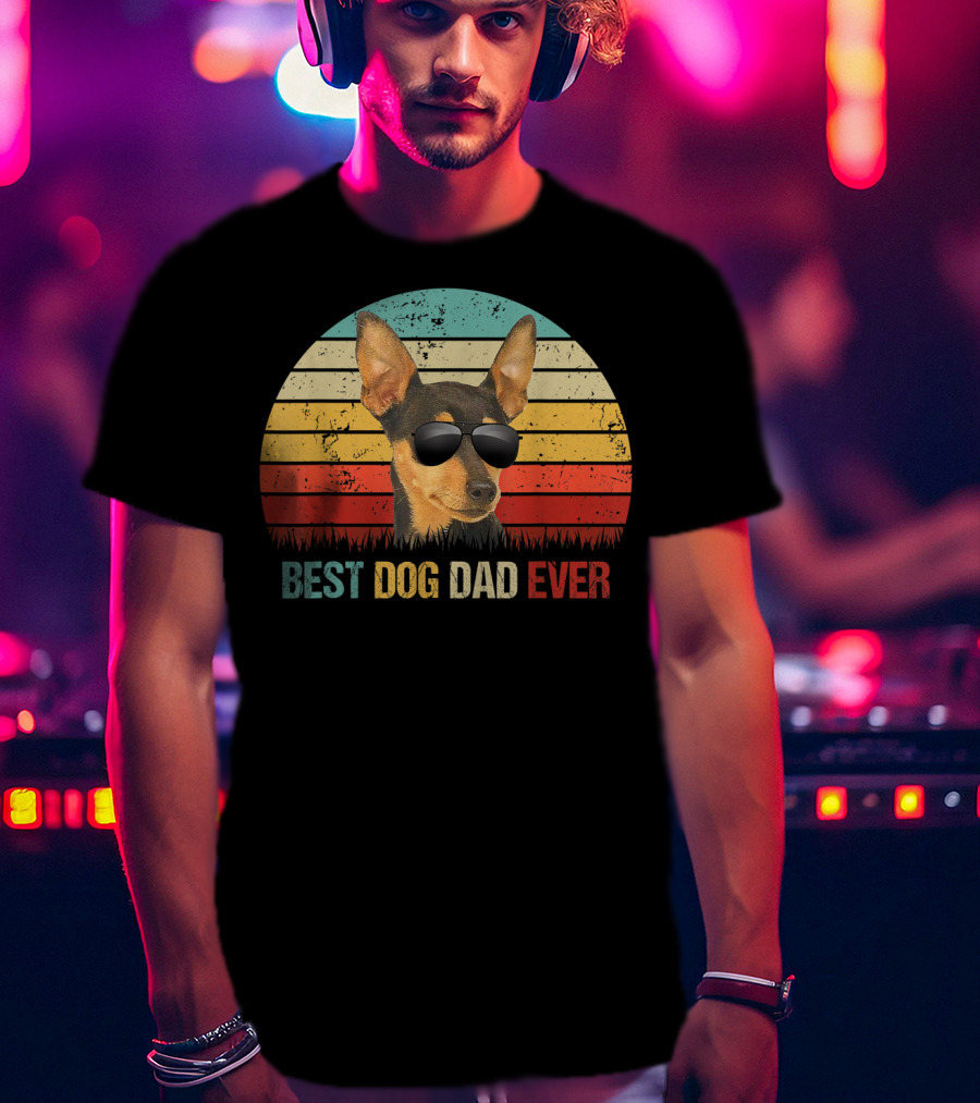 Best Dog Dad Ever Chihuahua Retro Style Sunglasses Vintage Stripes T-Shirt