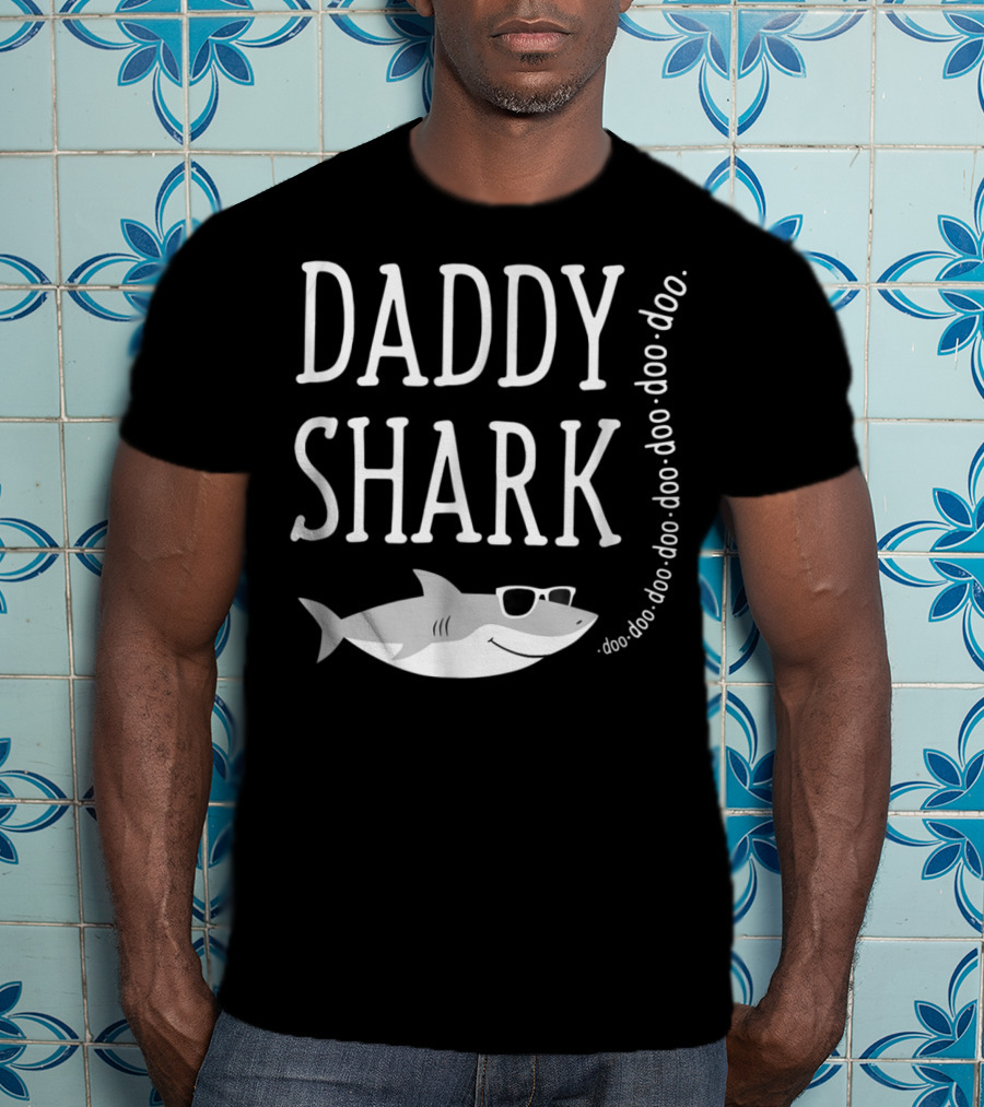 Daddy Shark Doo Doo Sunglasses T-Shirt
