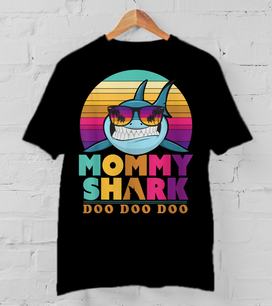 Mommy Shark Doo Doo Doo Retro Sunset With Sunglasses T-Shirt