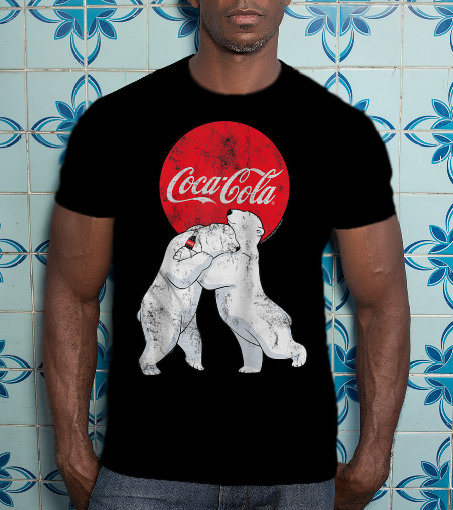 Coca-Cola Christmas Polar Bears Hugging With Red Circle Classic BL T-Shirt