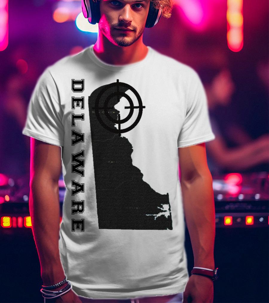 Delaware Maps Vintage Classic Style With Compass Target T-Shirt