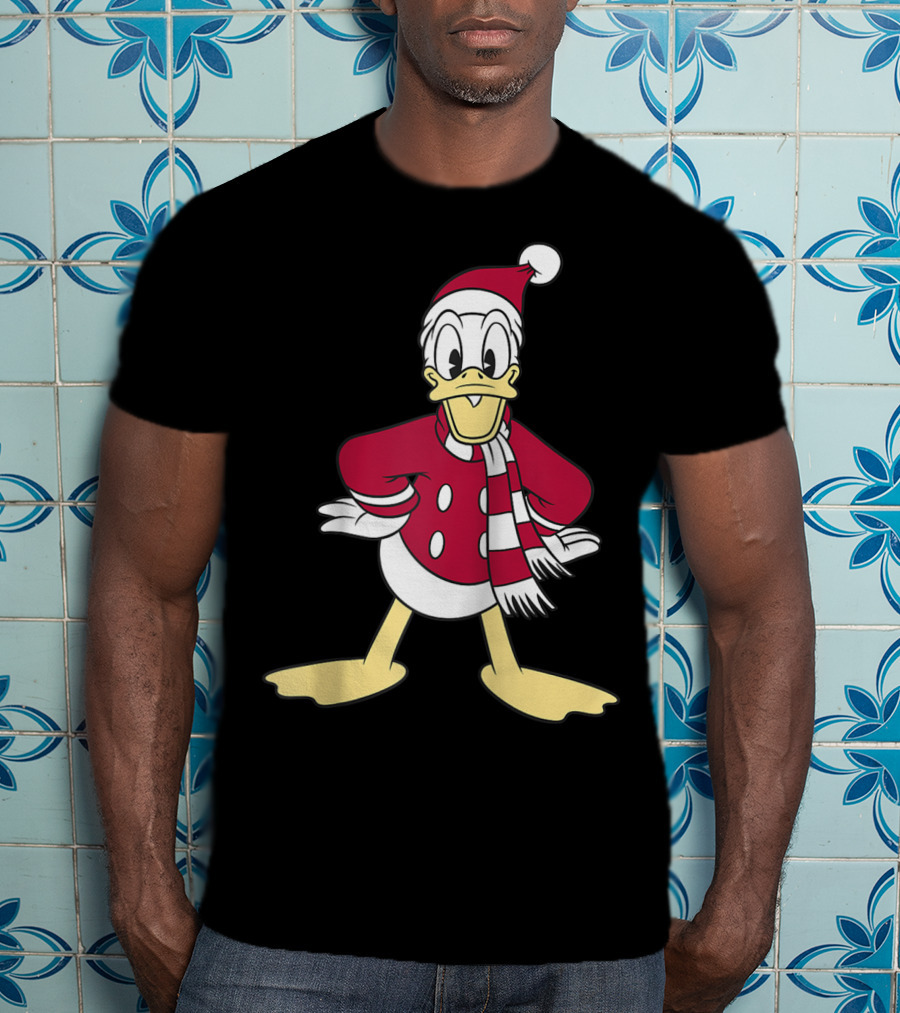 Disney Donald Duck Christmas Classic Portrait Santa Suit And Scarf T-Shirt