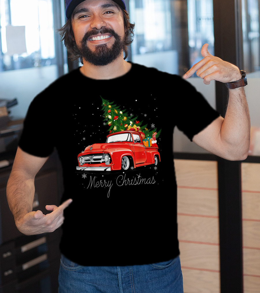 Merry Christmas Red Truck With Christmas Tree And Gifts In Snow T-Shirt