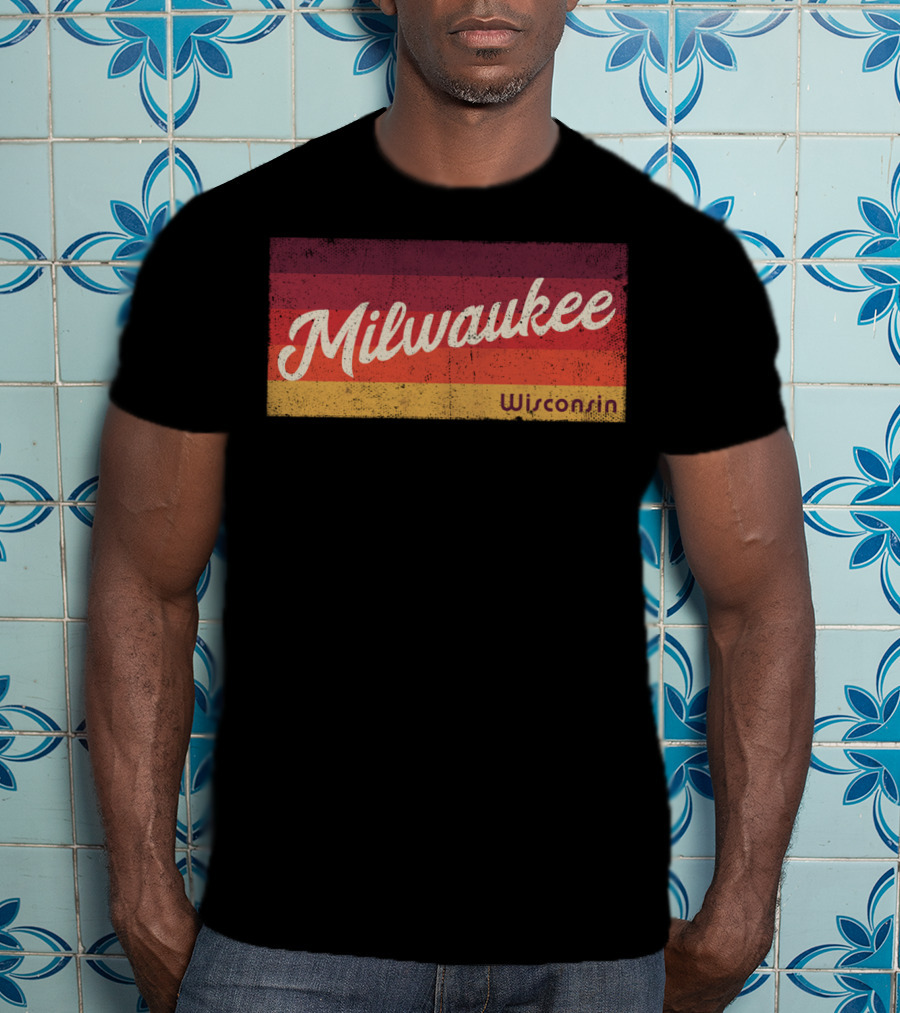 Milwaukee Wisconsin Vintage Retro Stripes T-Shirt