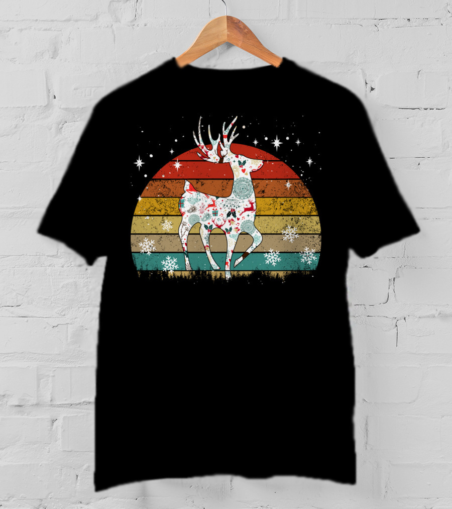 Vintage Retro Reindeer Snowflakes Christmas T-Shirt
