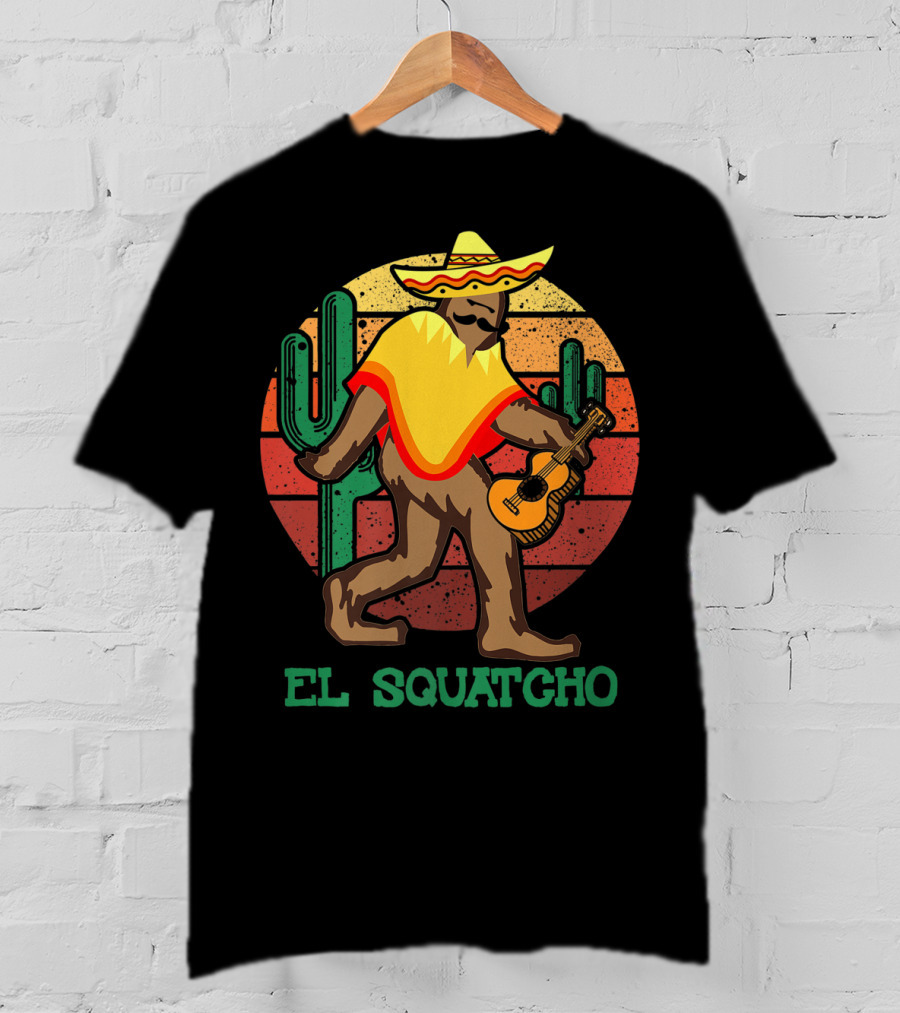 El Squatcho Mexican Sasquatch Bigfoot Cinco De Mayo Cactus Sunset Sombrero Guitar T-Shirt