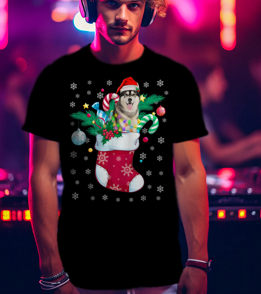Christmas Siberian Husky With Santa Hat In Festive Sock T-Shirt