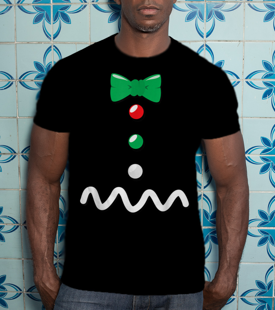 Gingerbread Man Christmas Bow Tie Décor T-Shirt