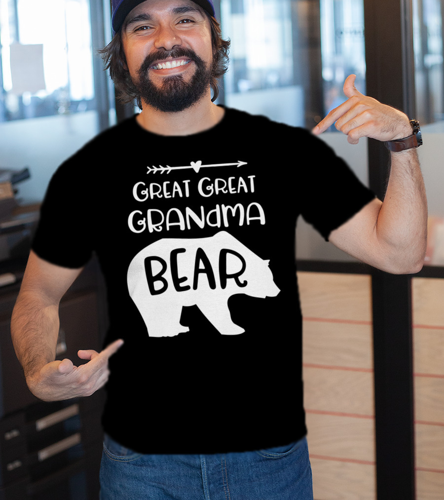 Great Great Grandma Bear Arrow Heart T-Shirt