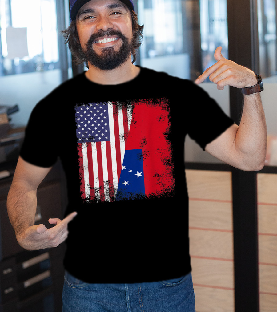Half Samoan Flag Vintage Samoa USA Distressed American And Samoan Flags T-Shirt