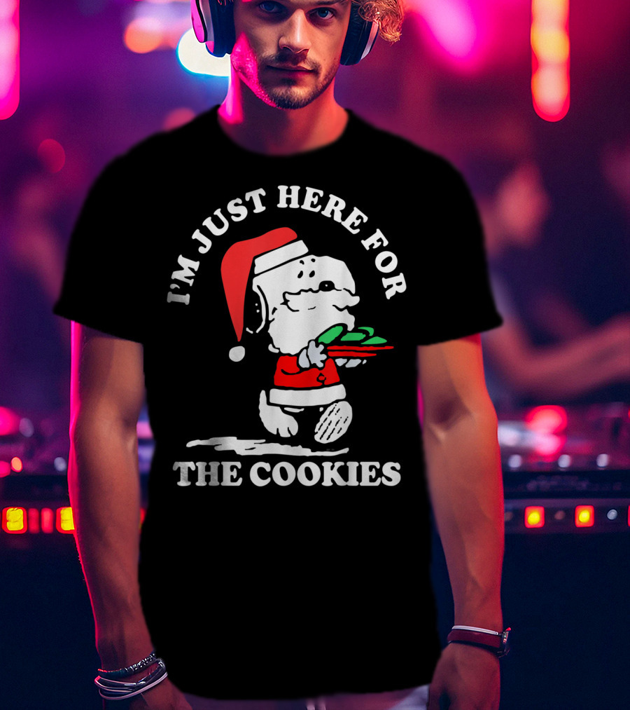I'm Just Here For The Cookies Santa Hat Dog Carrying Christmas Cookies T-Shirt