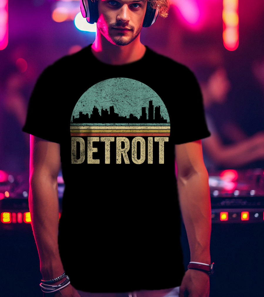 Retro 70s 80s Detroit Skyline Vintage T-Shirt