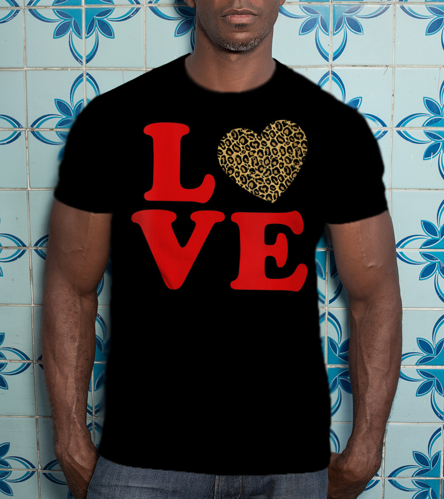 LOVE Leopard Heart Valentines Day Cute T-Shirt