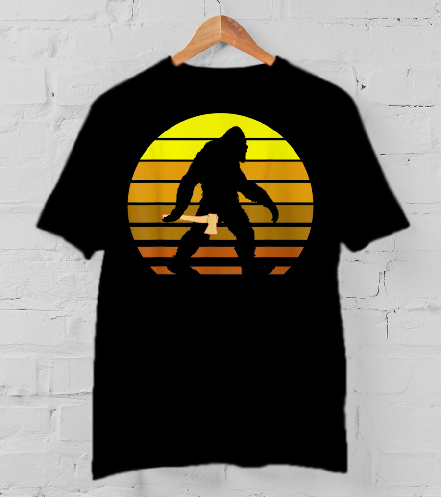 Big Foot Axe Thrower Father's Day Sunset T-Shirt