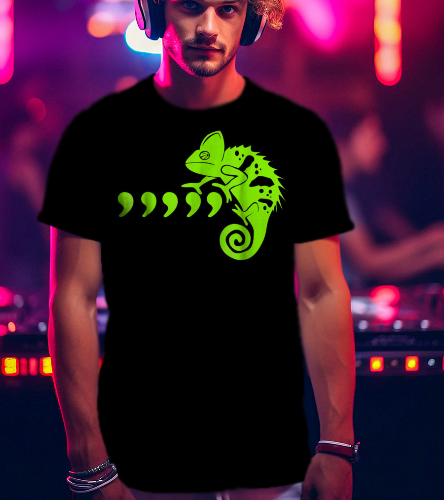 Comma Chameleon Love Country Music T-Shirt