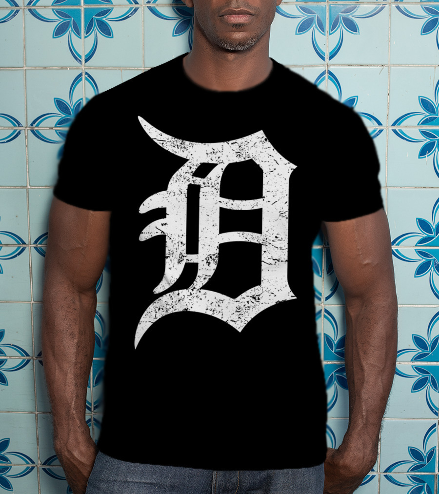 Detroit D Motor City Pullo Authentic T-Shirt