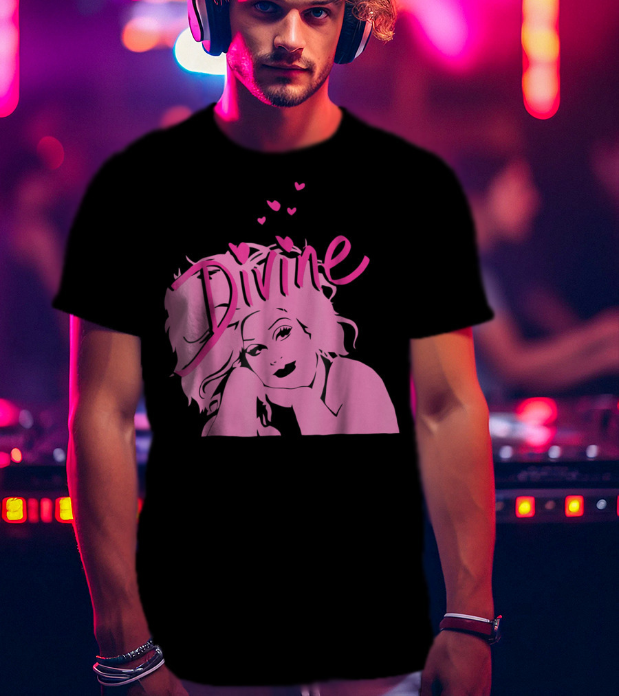 DIVINE John Waters Female Trouble Pink Portrait With Hearts T-Shirt