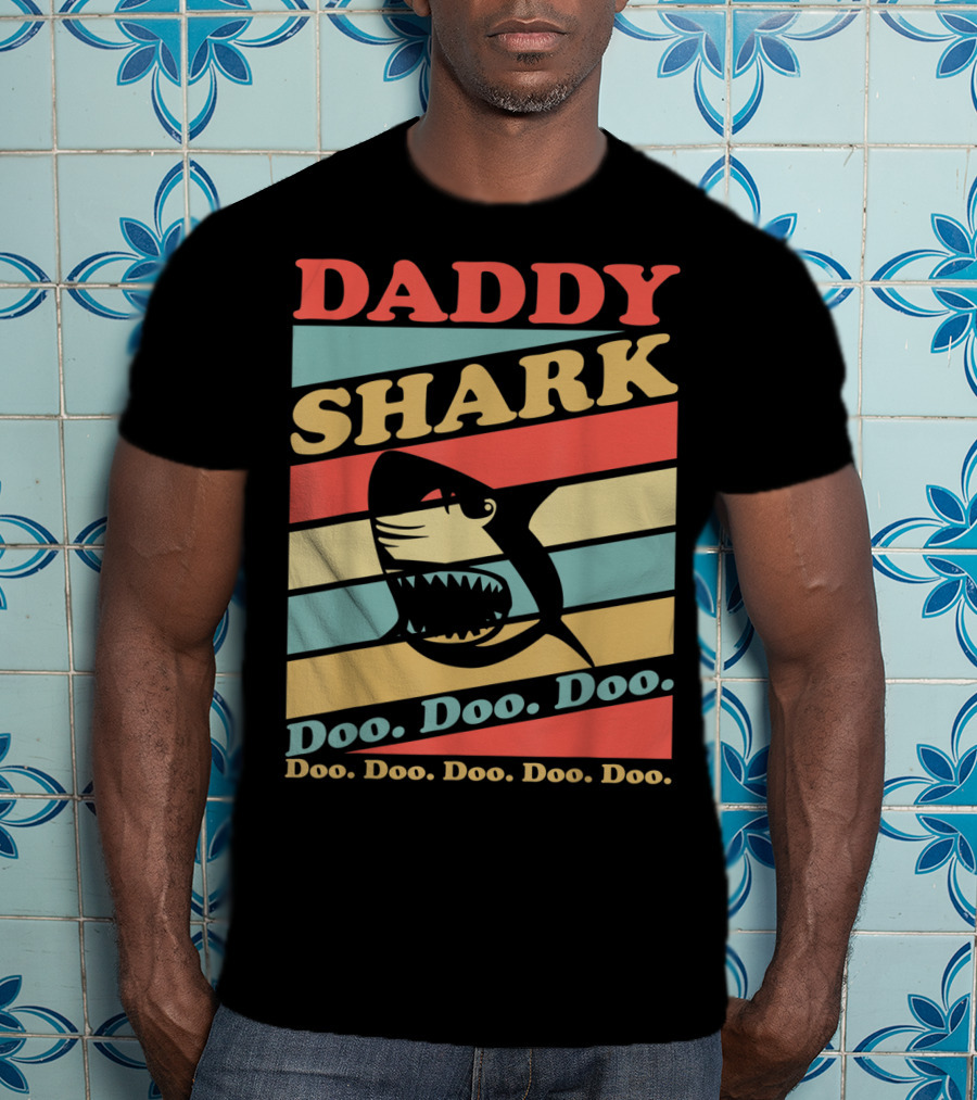 DADDY SHARK Doo Doo Doo Doo Doo Doo Retro Vintage Stripes T-Shirt