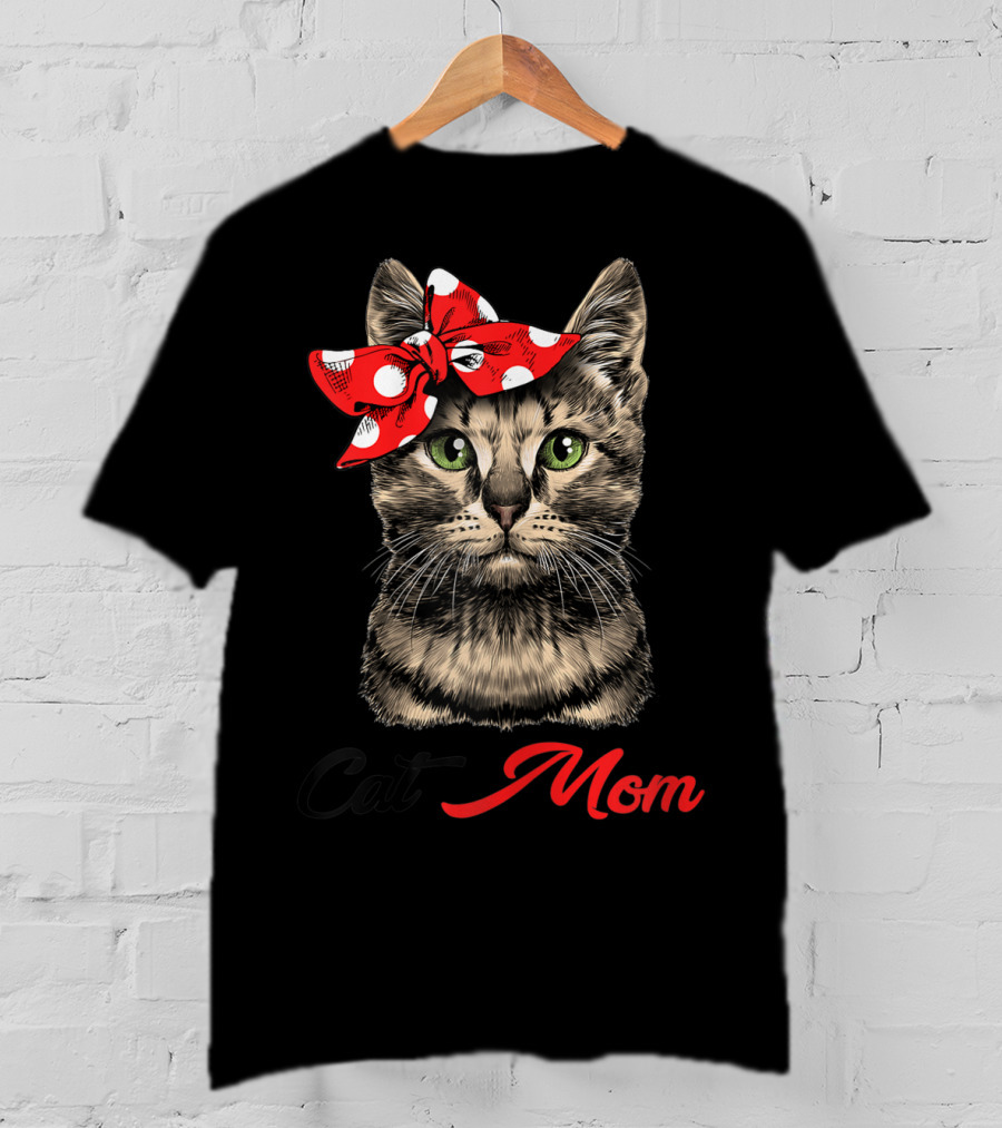 Cat Mom For Cat Lovers With Polka Dot Bow T-Shirt