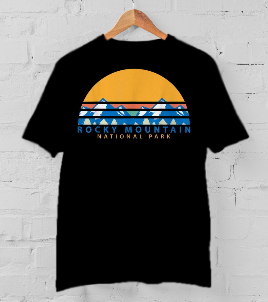 Rocky Mountain National Park Colorado Sunset Peaks Retro Vintage T-Shirt