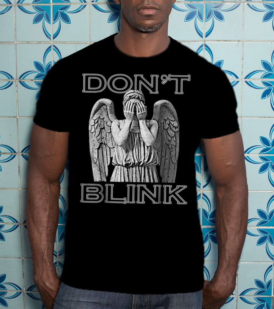 Weeping Angel Don't Blink Doctor Who Statue T-Shirt