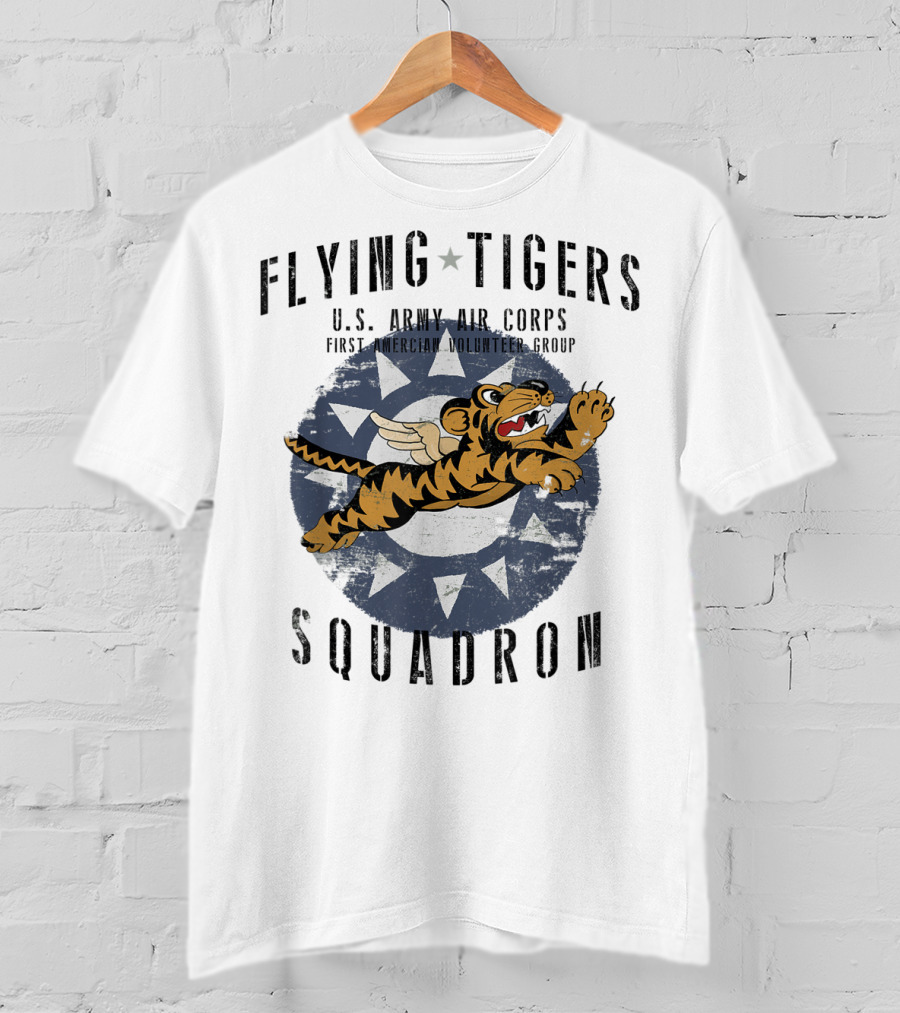 Flying Tigers Squadron First American Volunteer Group U.S. Army Air Corps WWII Insignia T-Shirt