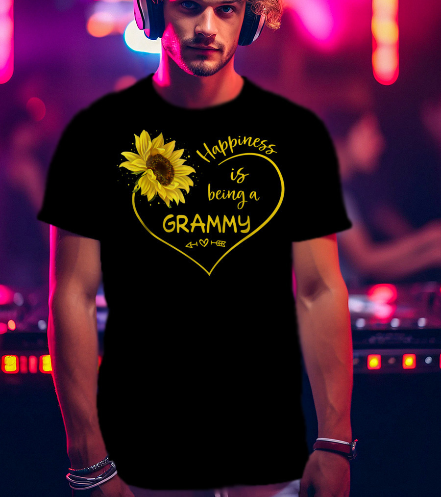 Happiness Is Being A Grammy Sunflower Heart With Arrow T-Shirt