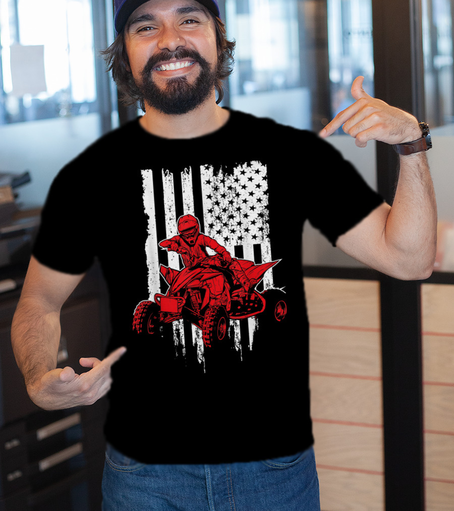 American 4 Wheeler ATV With Grunge USA Flag Background T-Shirt