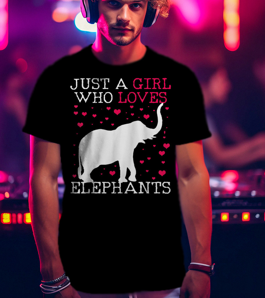 Just A Girl Who Loves Elephants With Heart Graphics T-Shirt