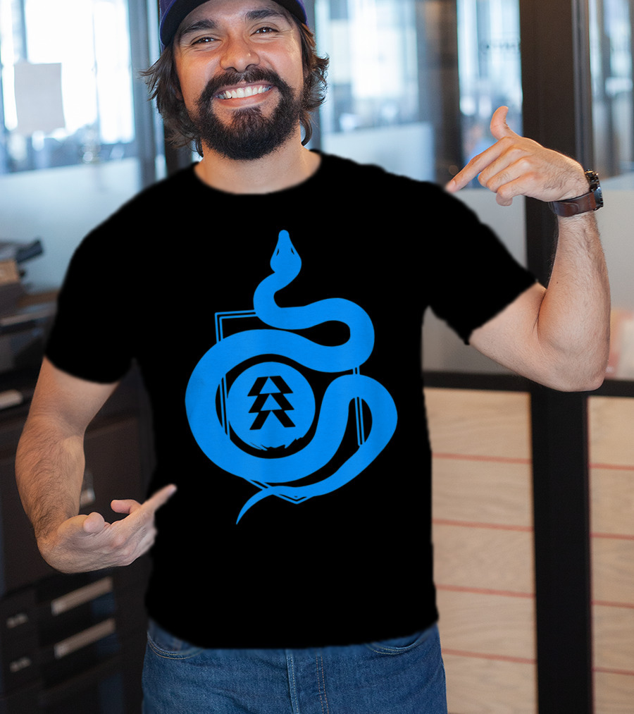 2 Hunter Snake Destiny Iron Banner Emblem T-Shirt