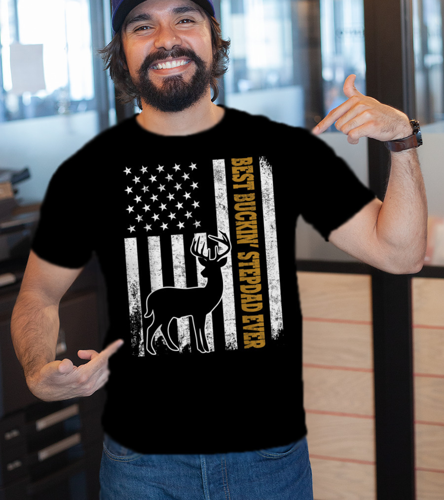 American Flag Best Buckin Stepdad Ever Deer T-Shirt