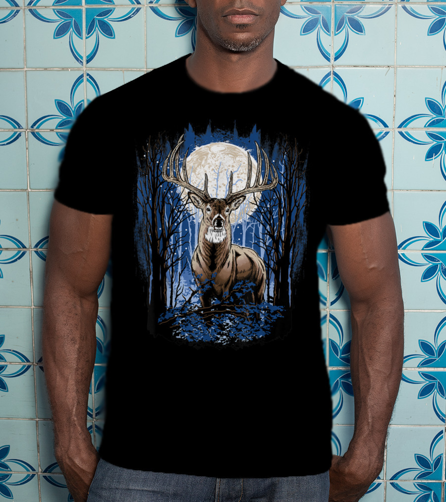 Big Whitetail Buck With Full Moon In Forest Deer For Hunters T-Shirt