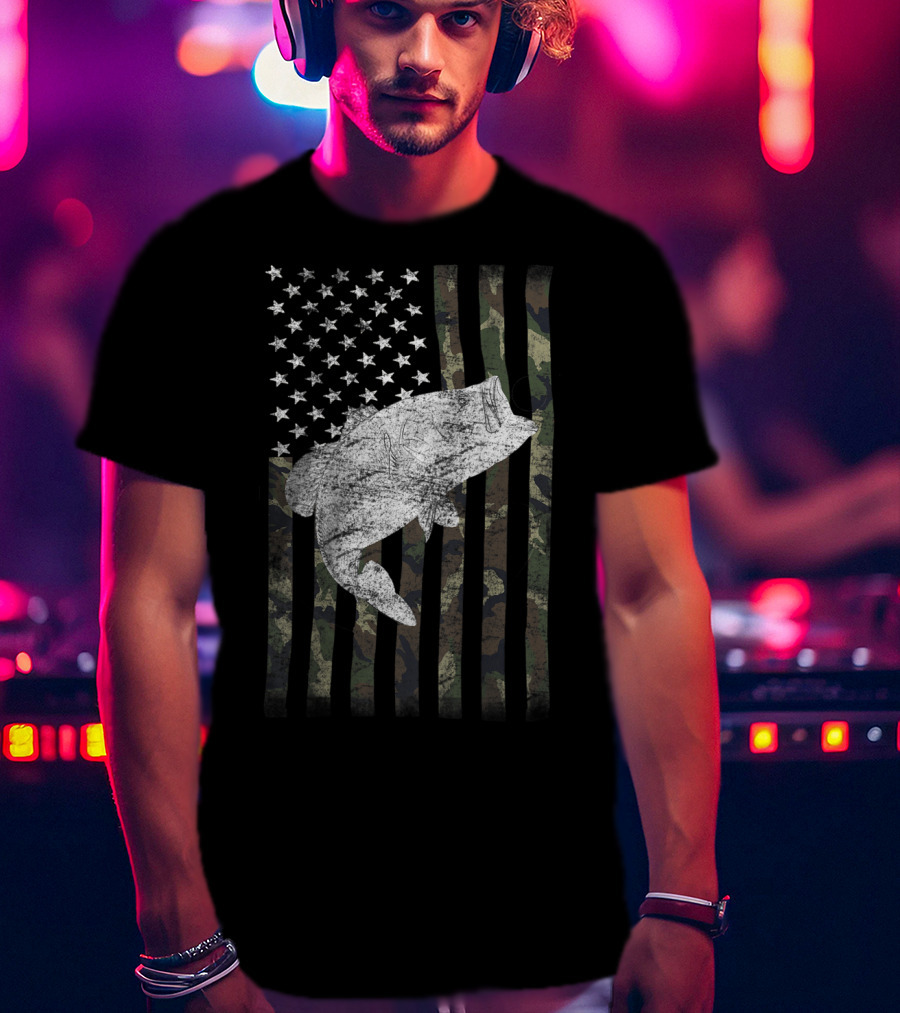 Big Mouth Bass Fishing Camouflage Flag With Stars T-Shirt