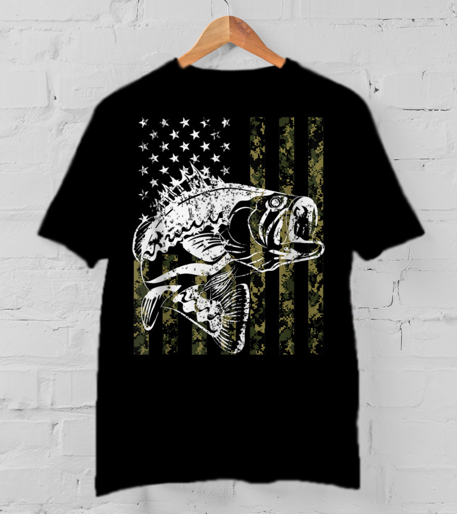 American Flag Camouflage Bass Fishing USA T-Shirt