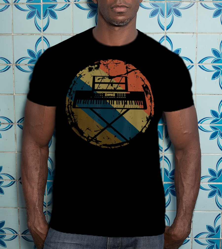 Retro Vintage Keyboard Piano Player Music Pianist Circle T-Shirt