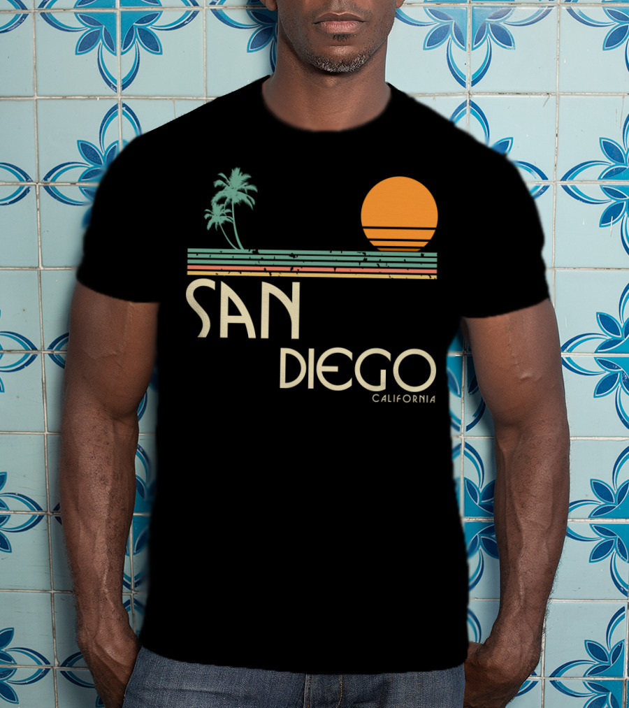 San Diego California Vintage Sunset Palm Trees T-Shirt