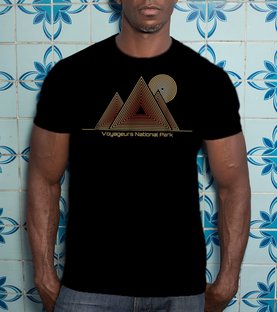 Voyageurs National Park Vintage Geometric Sun And Mountains T-Shirt